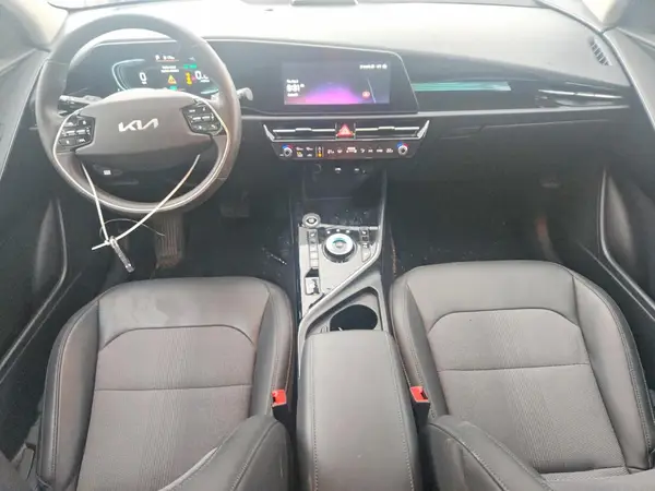 KNDCS3LF4R5200887 2024 KIA NIRO - Image 8