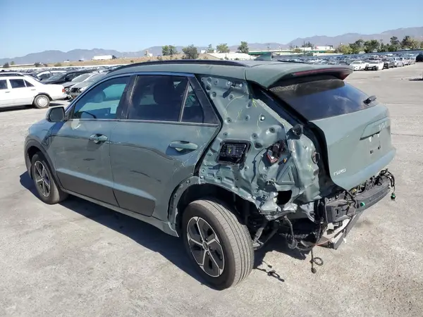 KNDCS3LF4S5225715 2025 KIA NIRO - Image 2