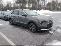 KNDCS3LF5S5224010 2025 KIA NIRO