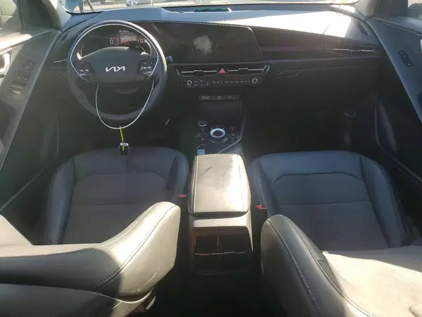 KNDCS3LF6P5067238 2023 KIA NIRO - Image 8