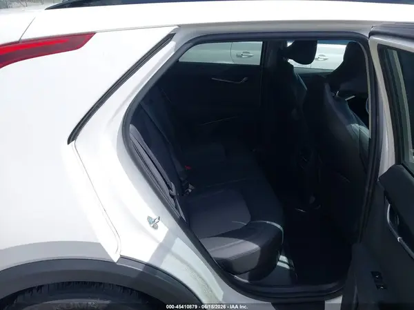 KNDCS3LF6P5077512 2023 KIA NIRO - Image 8