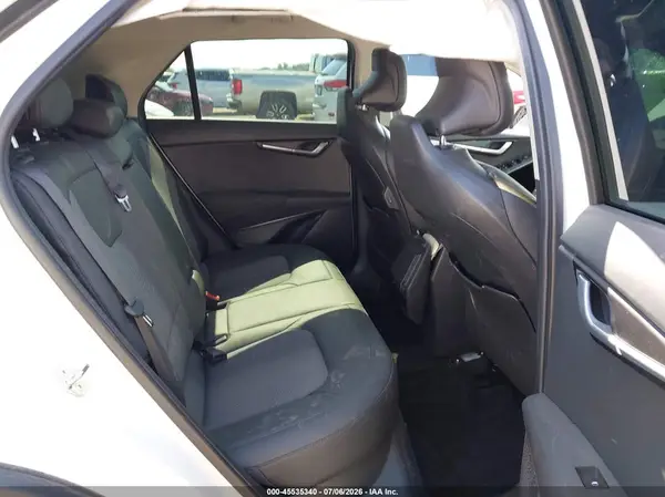 KNDCS3LF6R5125240 2024 KIA NIRO - Image 8