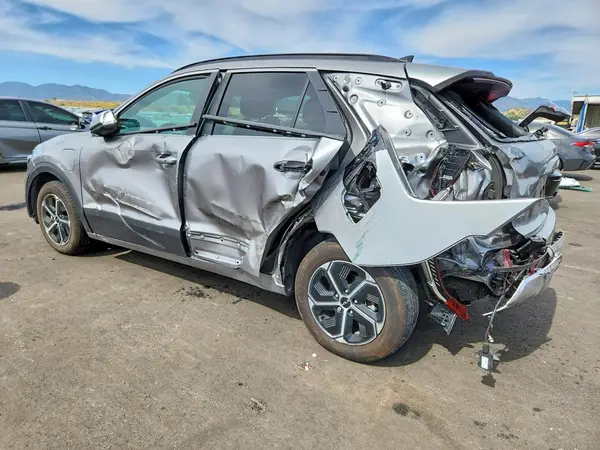 KNDCS3LF6S5257047 2025 KIA NIRO - Image 2
