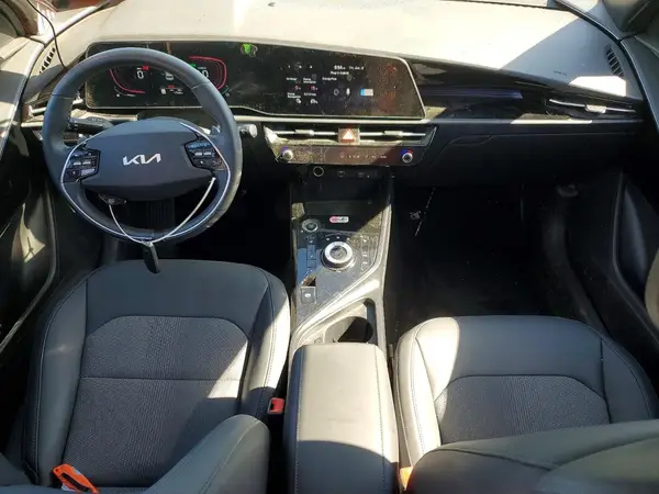 KNDCS3LF7S5303355 2025 KIA NIRO - Image 8