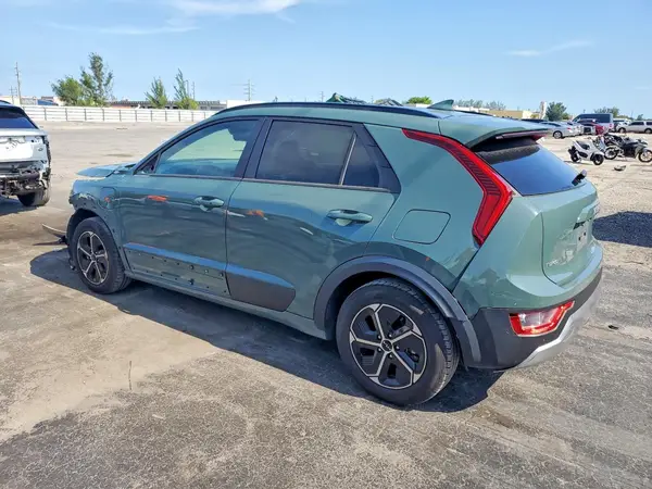 KNDCS3LF8P5056287 2023 KIA NIRO - Image 2