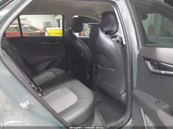 KNDCS3LF8P5064485 2023 KIA NIRO - Image 8