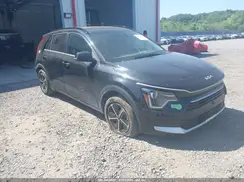 KNDCS3LF8P5075941 2023 KIA NIRO