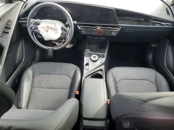 KNDCS3LF8R5124705 2024 KIA NIRO - Image 8