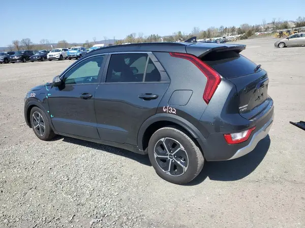 KNDCS3LF8R5138345 2024 KIA NIRO - Image 2