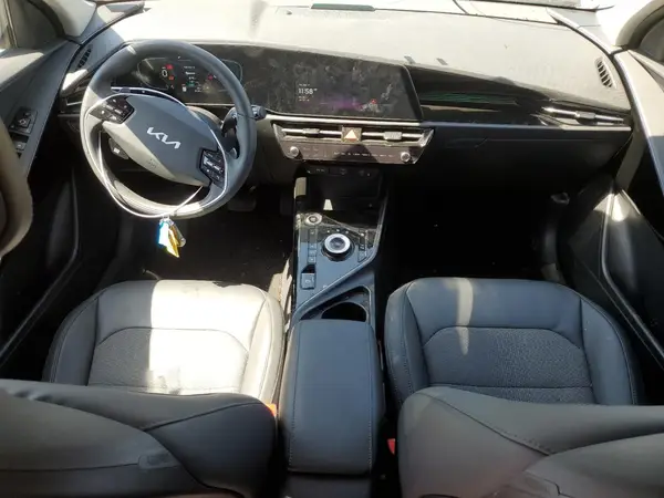 KNDCS3LF8R5138345 2024 KIA NIRO - Image 8