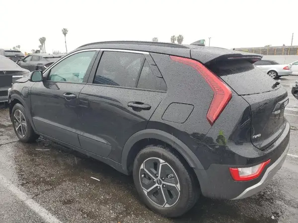 KNDCS3LF9S5239657 2025 KIA NIRO - Image 2