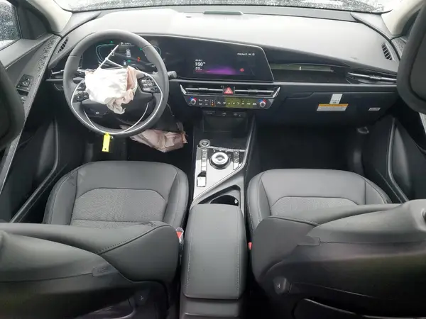 KNDCS3LF9S5239657 2025 KIA NIRO - Image 8