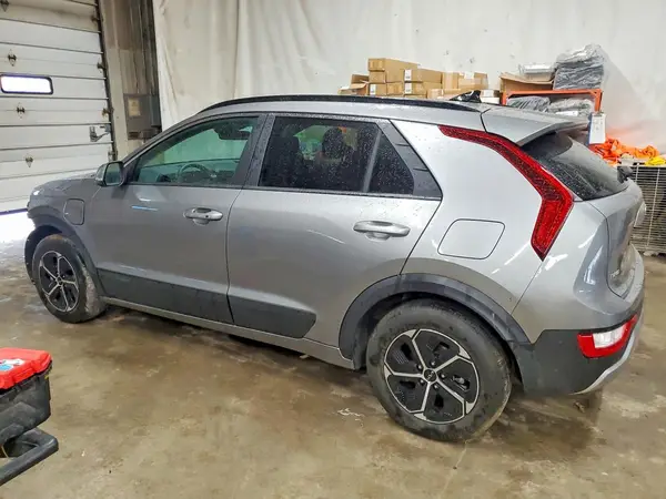 KNDCS3LF9S5293119 2025 KIA NIRO - Image 2