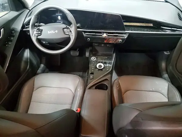 KNDCS3LF9S5293119 2025 KIA NIRO - Image 8