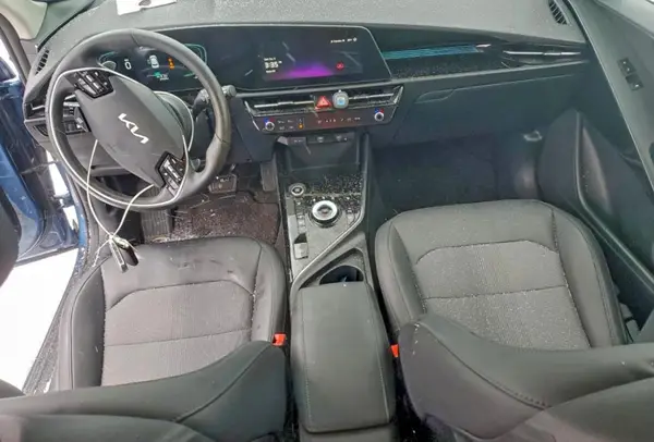 KNDCS3LFXP5066934 2023 KIA NIRO - Image 8