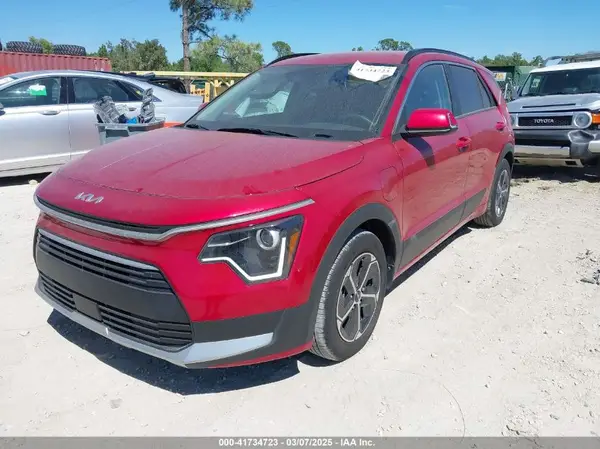 KNDCS3LFXP5071907 2023 KIA NIRO - Image 2