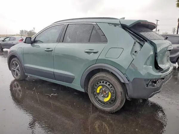 KNDCS3LFXP5115159 2023 KIA NIRO - Image 2