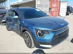 KNDCS3LFXS5309523 2025 KIA NIRO