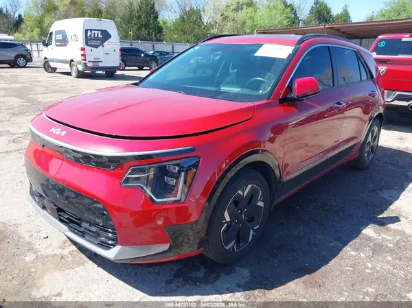 KNDCT3L10P5019980 2023 KIA NIRO - Image 2
