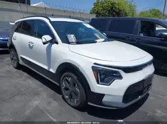 KNDCT3L10P5029456 2023 KIA NIRO