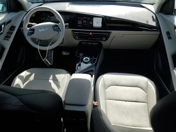 KNDCT3L10R5100898 2024 KIA NIRO - Image 8