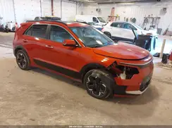 KNDCT3L11P5031636 2023 KIA NIRO