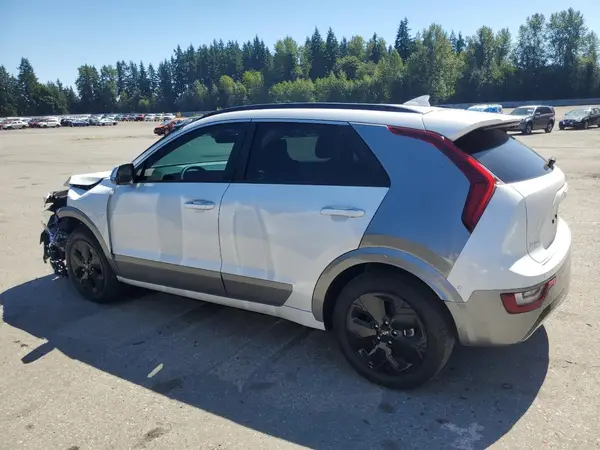 KNDCT3L11P5042264 2023 KIA NIRO - Image 2