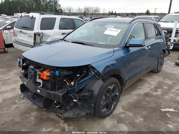 KNDCT3L11P5044919 2023 KIA NIRO - Image 2