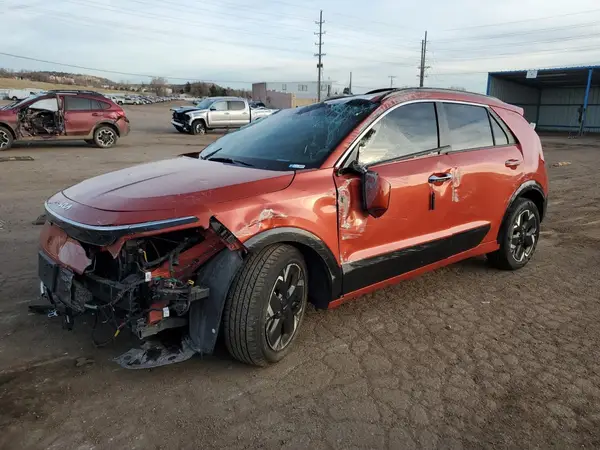 KNDCT3L12P5040197 2023 KIA NIRO - Image 1