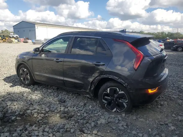 KNDCT3L12P5046632 2023 KIA NIRO - Image 2
