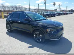 KNDCT3L12P5060031 2023 KIA NIRO