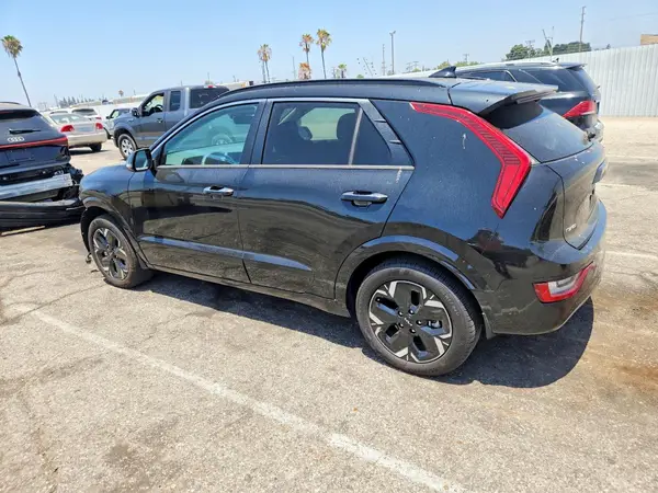 KNDCT3L12R5109778 2024 KIA NIRO - Image 2