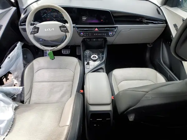 KNDCT3L13P5030374 2023 KIA NIRO - Image 8