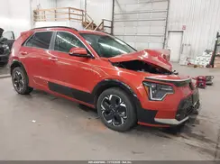 KNDCT3L13P5034957 2023 KIA NIRO