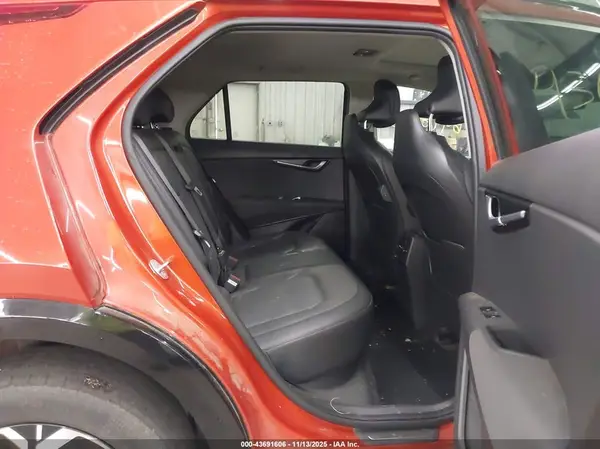 KNDCT3L13P5034957 2023 KIA NIRO - Image 8