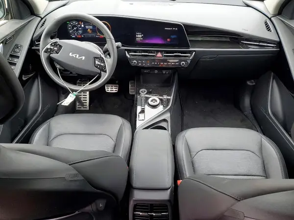 KNDCT3L14S5132727 2025 KIA NIRO - Image 8
