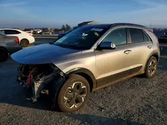 KNDCT3L15P5042395 2023 KIA NIRO