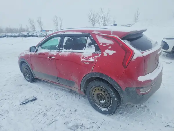 KNDCT3L15P5058533 2023 KIA NIRO - Image 2
