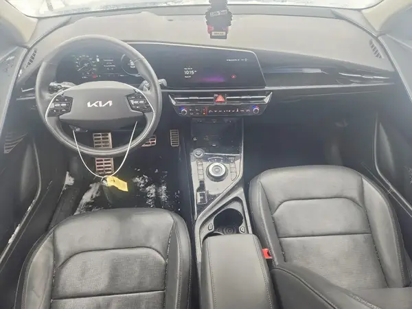 KNDCT3L15P5058533 2023 KIA NIRO - Image 8