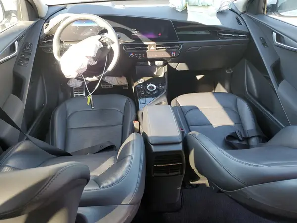 KNDCT3L15P5068334 2023 KIA NIRO - Image 8
