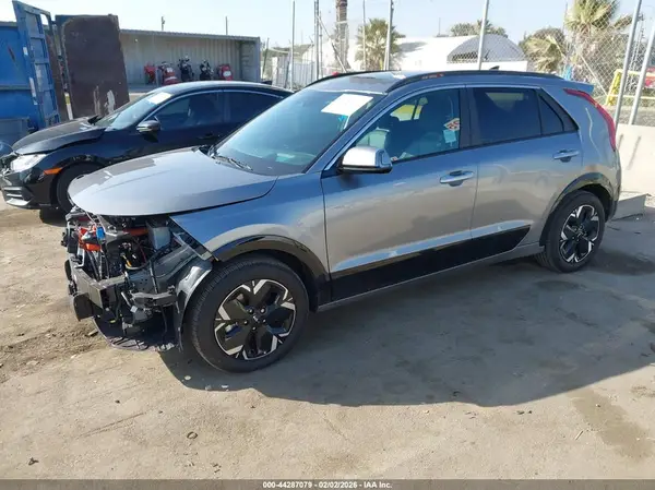 KNDCT3L15S5141016 2025 KIA NIRO - Image 2