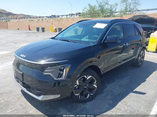 KNDCT3L15S5144059 2025 KIA NIRO - Image 2