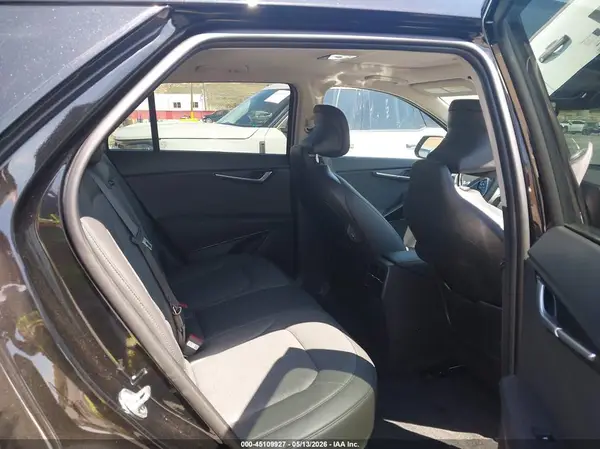 KNDCT3L15S5144059 2025 KIA NIRO - Image 8