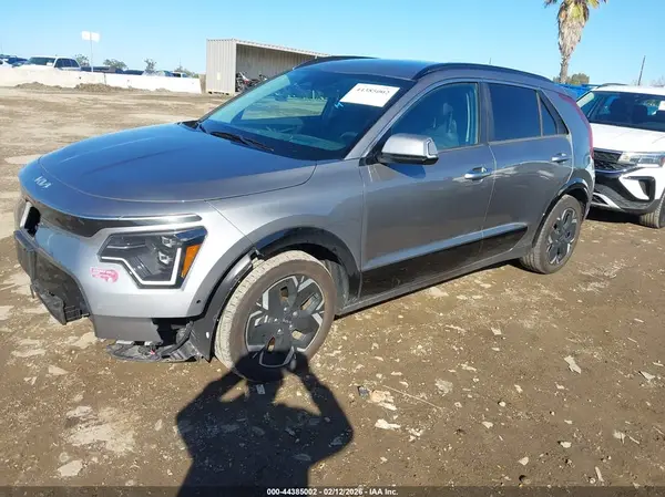 KNDCT3L16R5109931 2024 KIA NIRO - Image 2