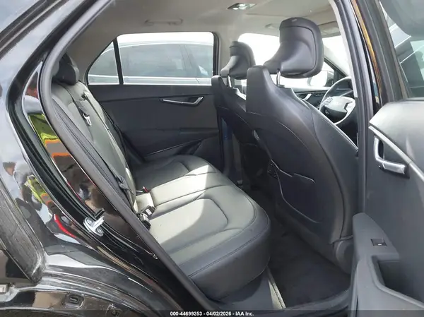 KNDCT3L16S5144121 2025 KIA NIRO - Image 8