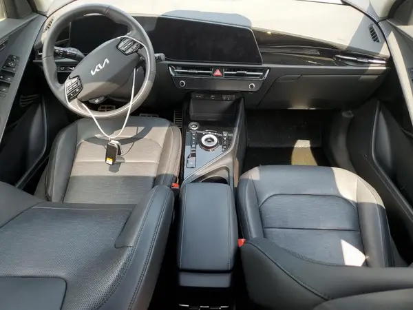 KNDCT3L17P5021967 2023 KIA NIRO - Image 8