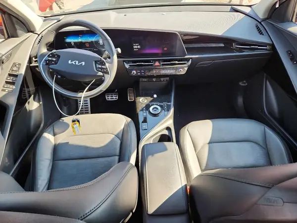 KNDCT3L17P5022715 2023 KIA NIRO - Image 8