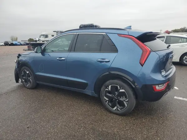 KNDCT3L17P5031642 2023 KIA NIRO - Image 2