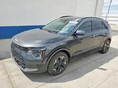 KNDCT3L17P5044827 2023 KIA NIRO