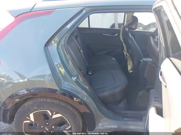 KNDCT3L17R5110022 2024 KIA NIRO - Image 8